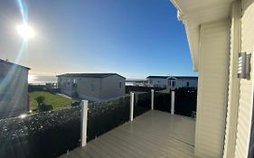 Sea View 3 Bedroom Lodge